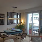 Loft en dernier étage proche des Buttes Chaumont