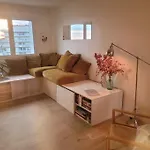 Loft en dernier étage proche des Buttes Chaumont